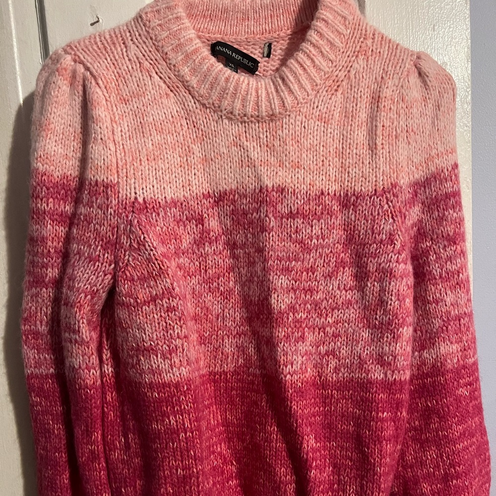 Banana Republic Sweater girls